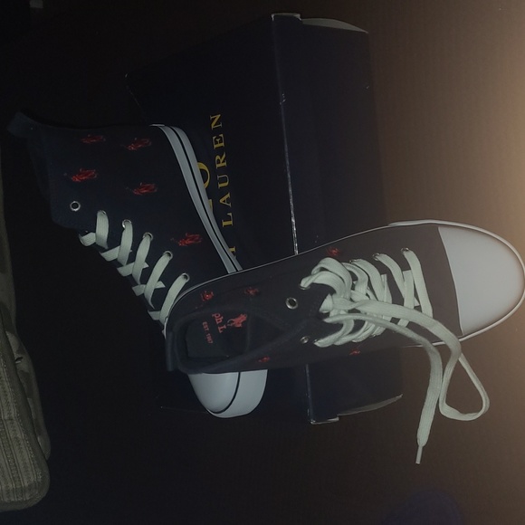 New Polo by Ralph Lauren canvas high tops sizes 6.5 jr = 8 wmn and 7jr =… - Picture 6 of 7